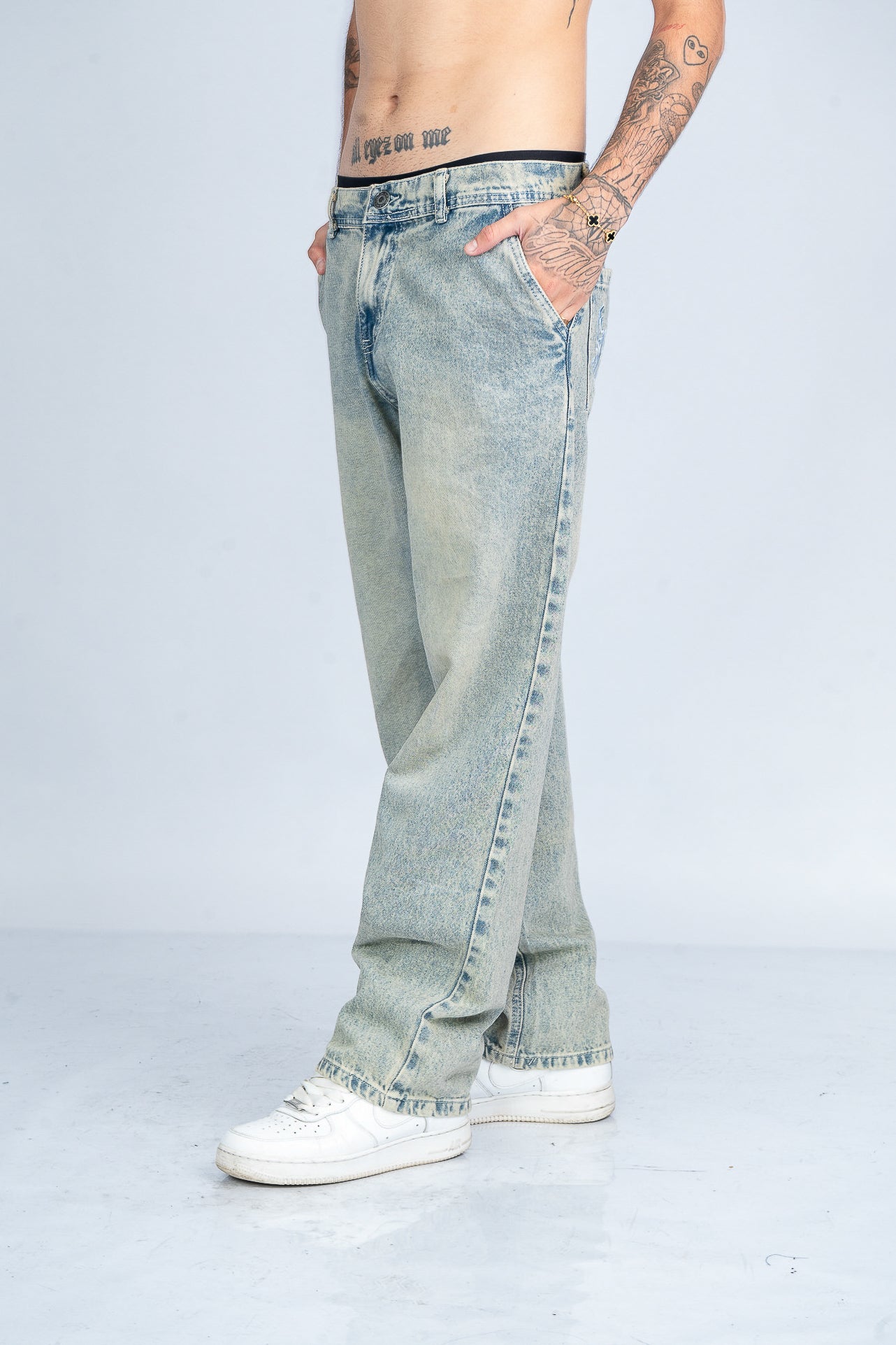 JEAN BAGGY CORN EMBROIDERY