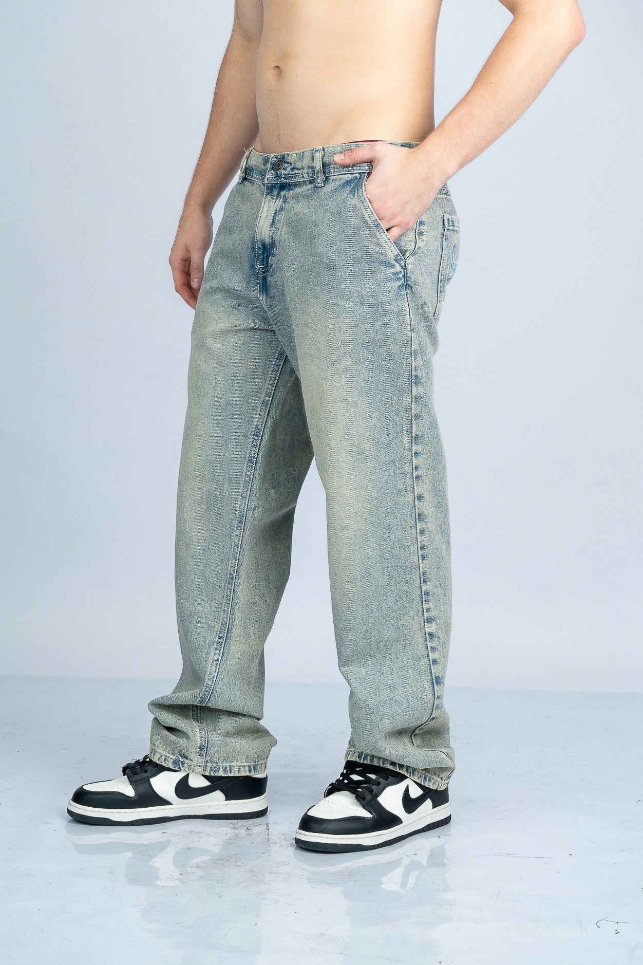 JEAN BAGGY WASHED GREY EMBROIDERY