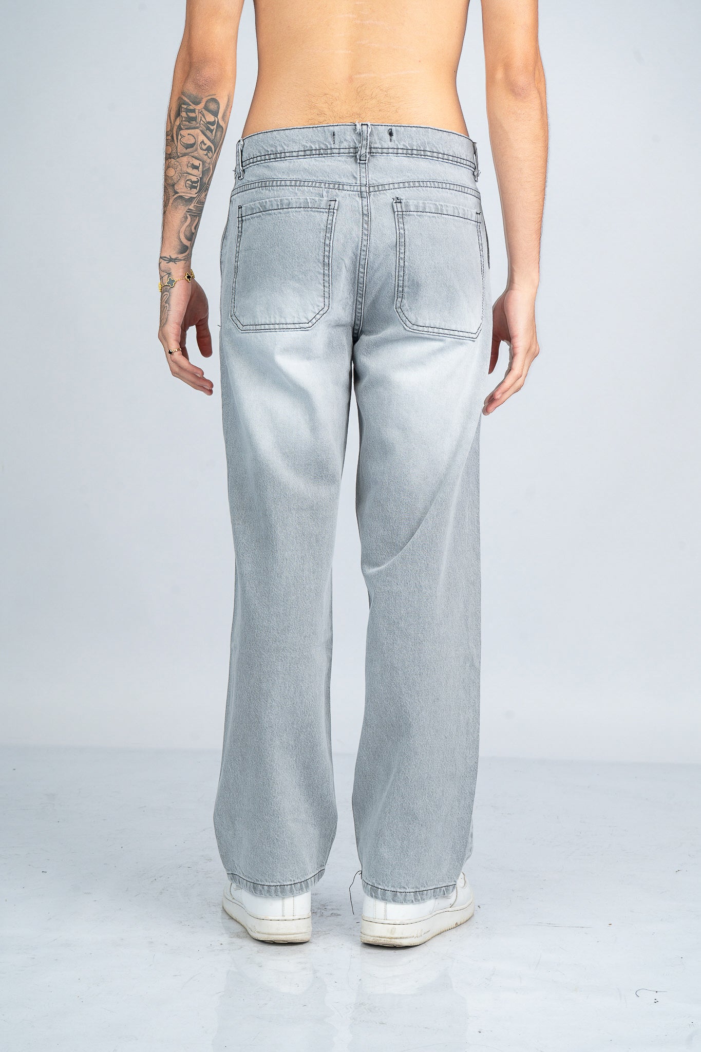 BAGGY PANTS